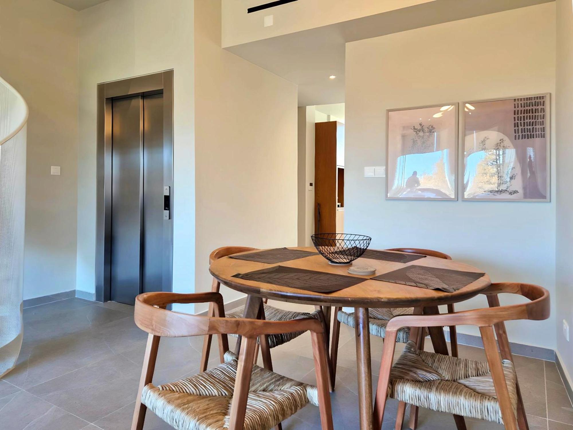 Aeon Residences - In The Heart Of Paphos Exterior photo